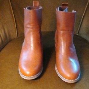 NWOT Cognac Shade Ankle Boots
